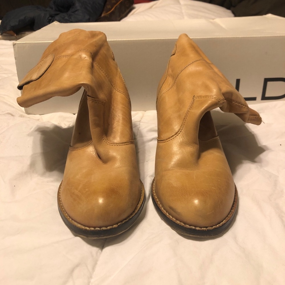 Aldo tan ankle cowboy boots